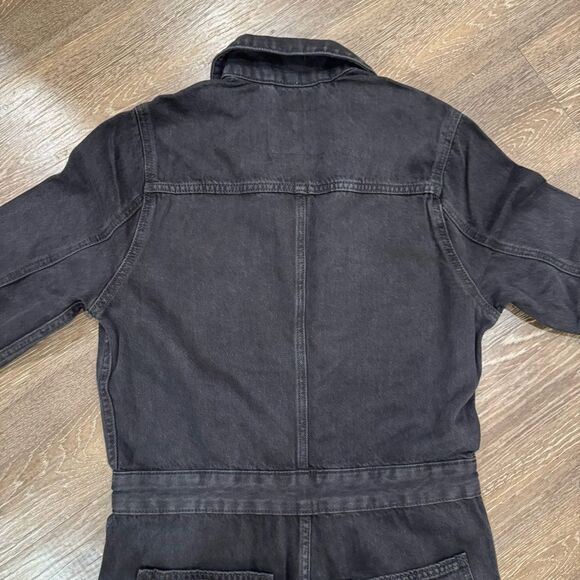 Levi's iconic jumpsuit - NWT SZ XS- black/charcoal - Picture 8 of 8